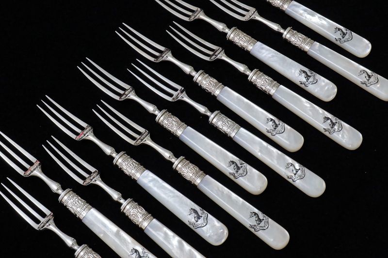 アンティークシルバー 純銀製(925) 1901年 Atkins Brothers 貴族の紋章