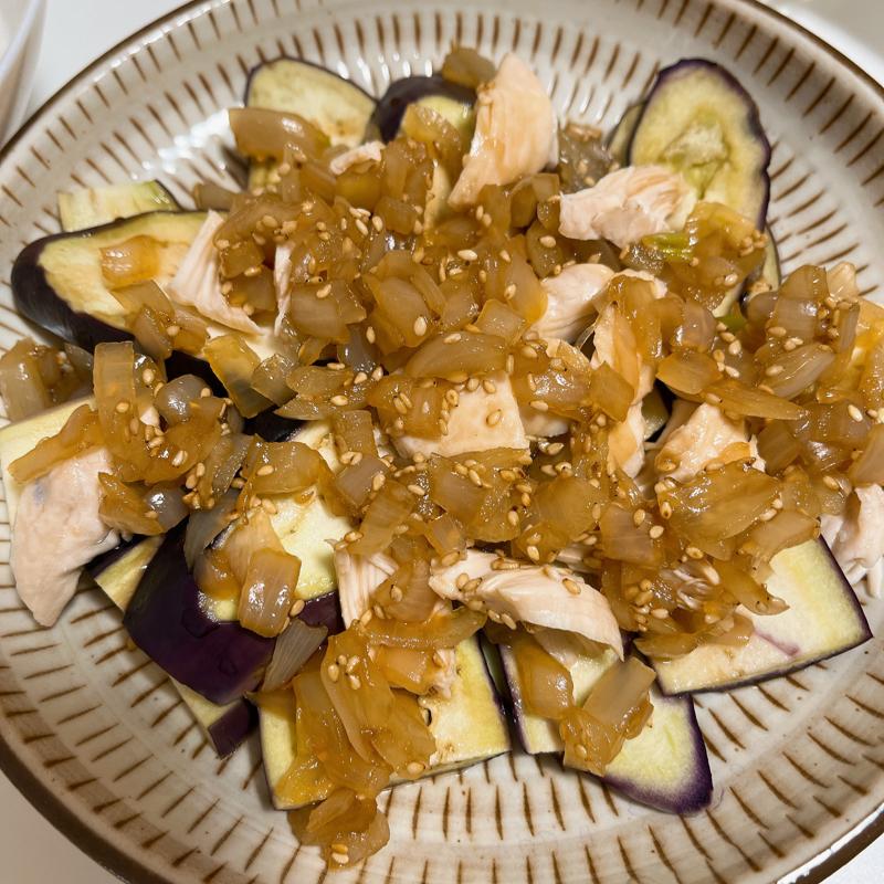 レンジで簡単 ナスと鶏ささみの玉ポンドレッシングがけ | クラシル