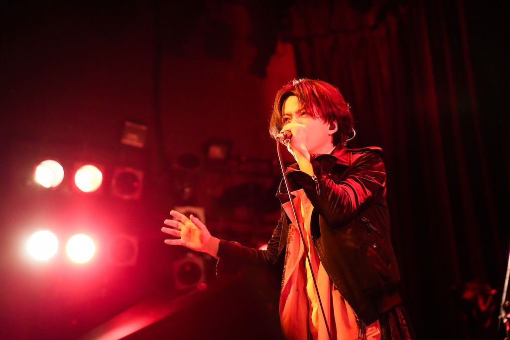 2025.06.12 fuzzy knot＠Spotify O-WEST – ROCKの総合情報サイトVif