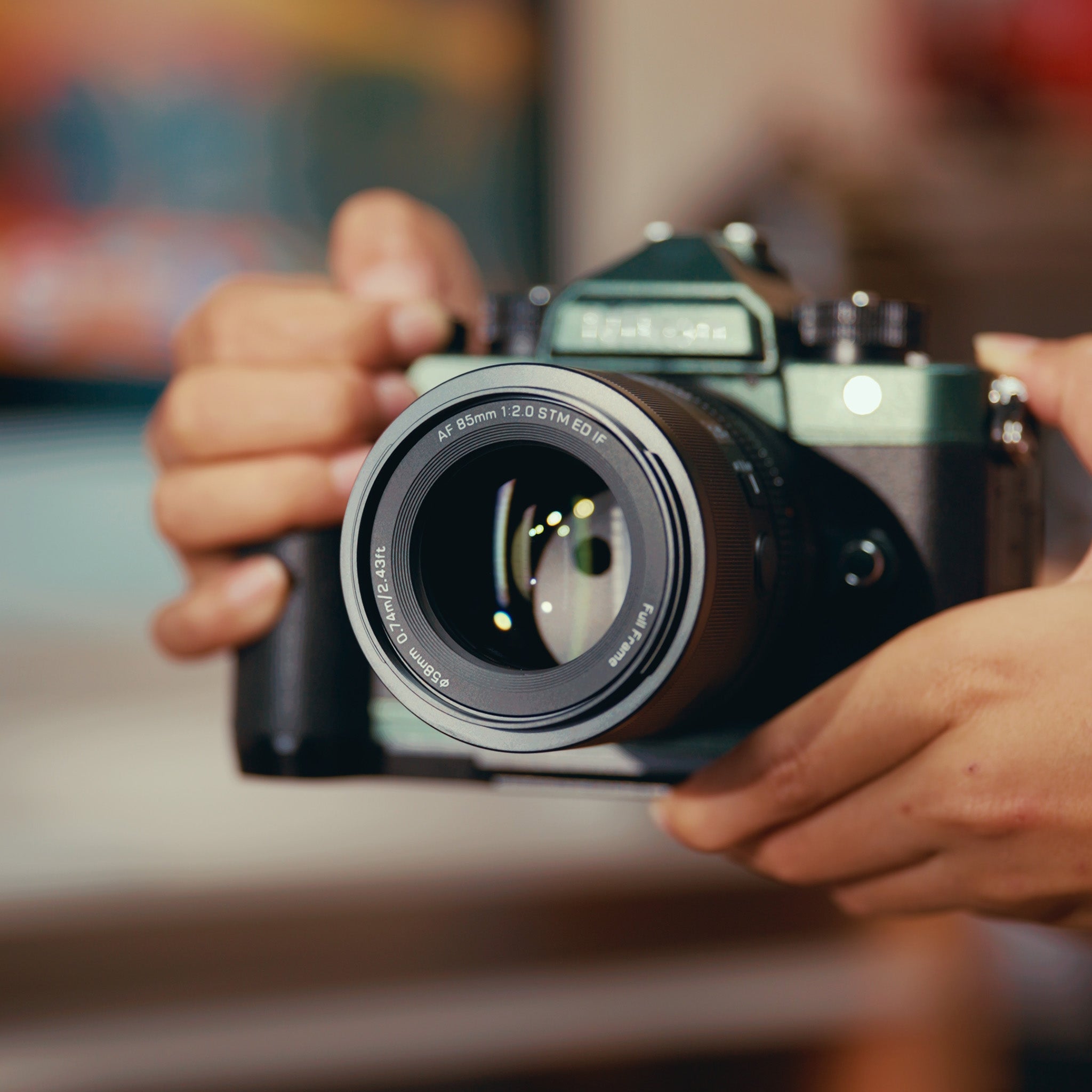 Viltrox 85mm F2.0 EVO Z| Lightweight Full-Frame Portrait Lens