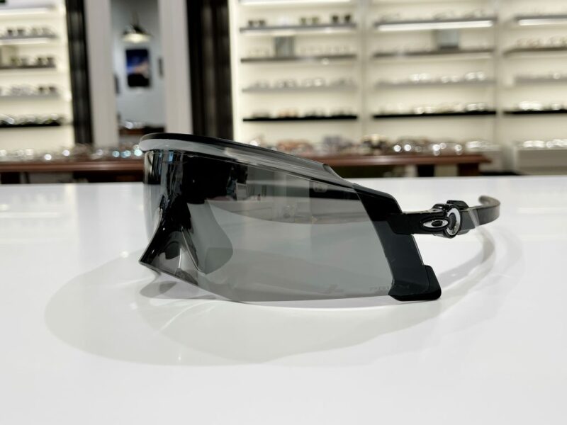 OAKLEY KATO 登場! | お知らせ | Visio eyewear shop