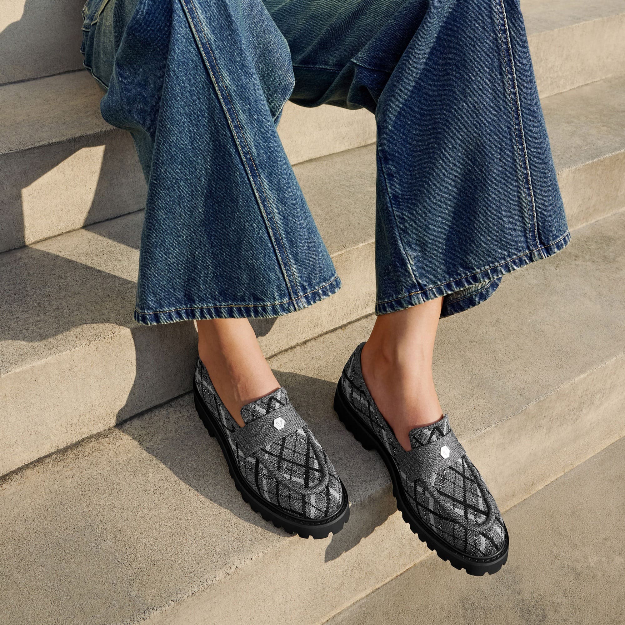 Francesca] アーモンドトゥ プラットフォーム トラックソール