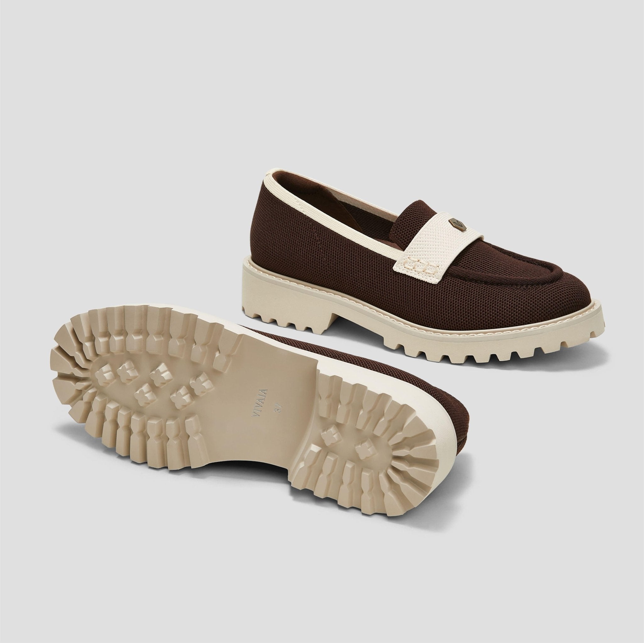 Francesca] アーモンドトゥ プラットフォーム トラックソール