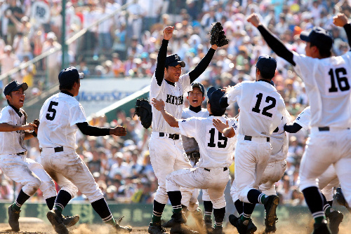 asahi.com（朝日新聞社）：高校野球「甲子園の栄光、神宮でも 筑波大