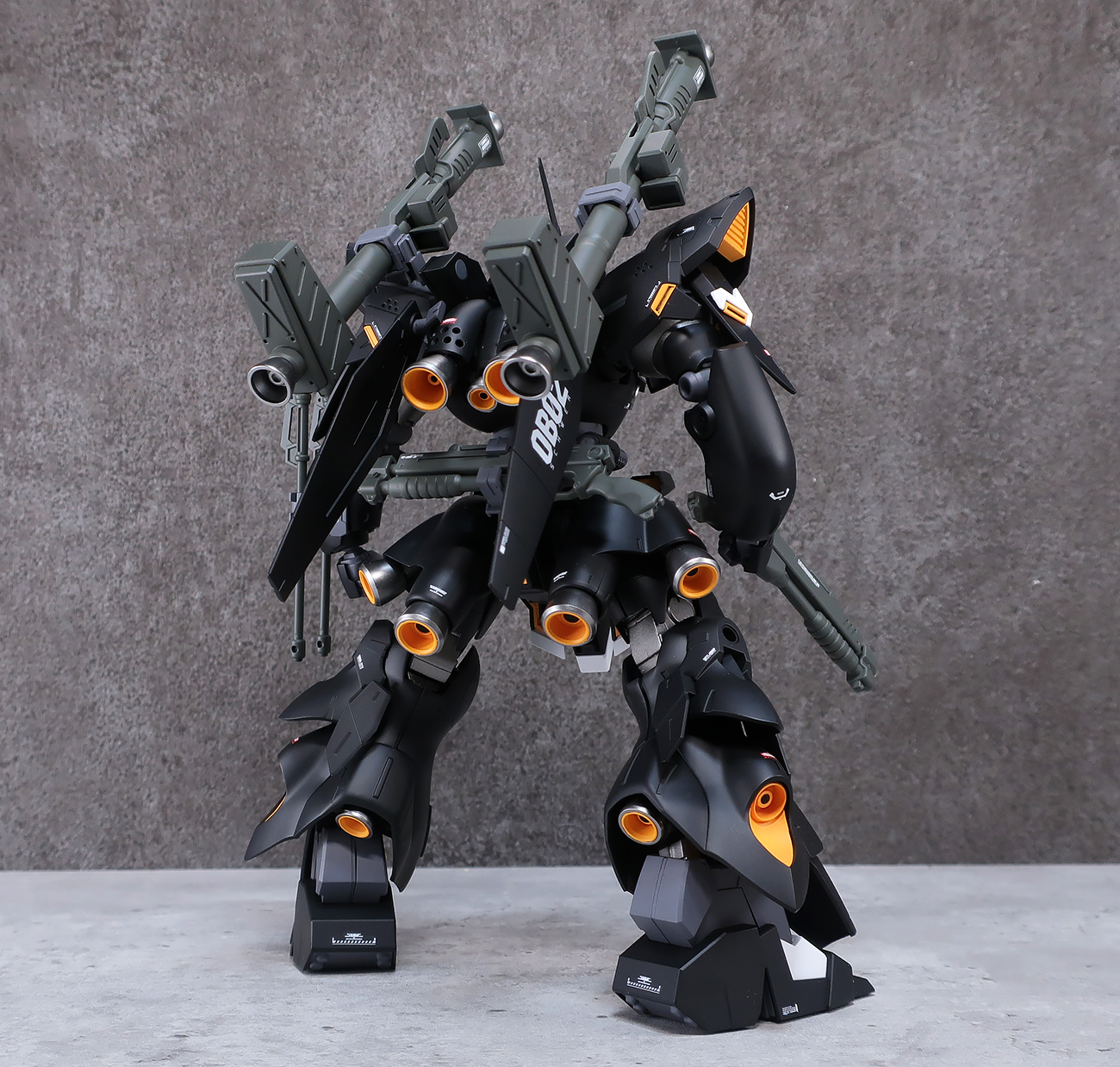 MG 1/100 ケンプファー・シュヴェーア 完成品