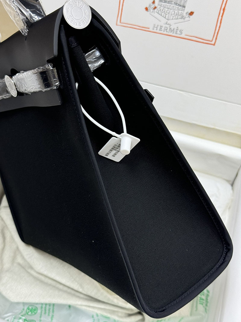 人気色 H品 エルメス エールバッグジップ 31 PM 黒 ブラック トワル