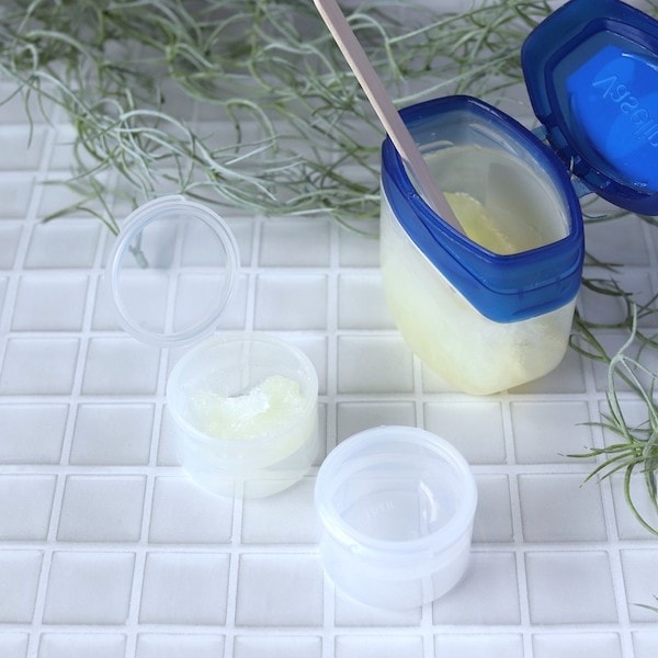 ヒンジ型 クリームケース 2P 052528