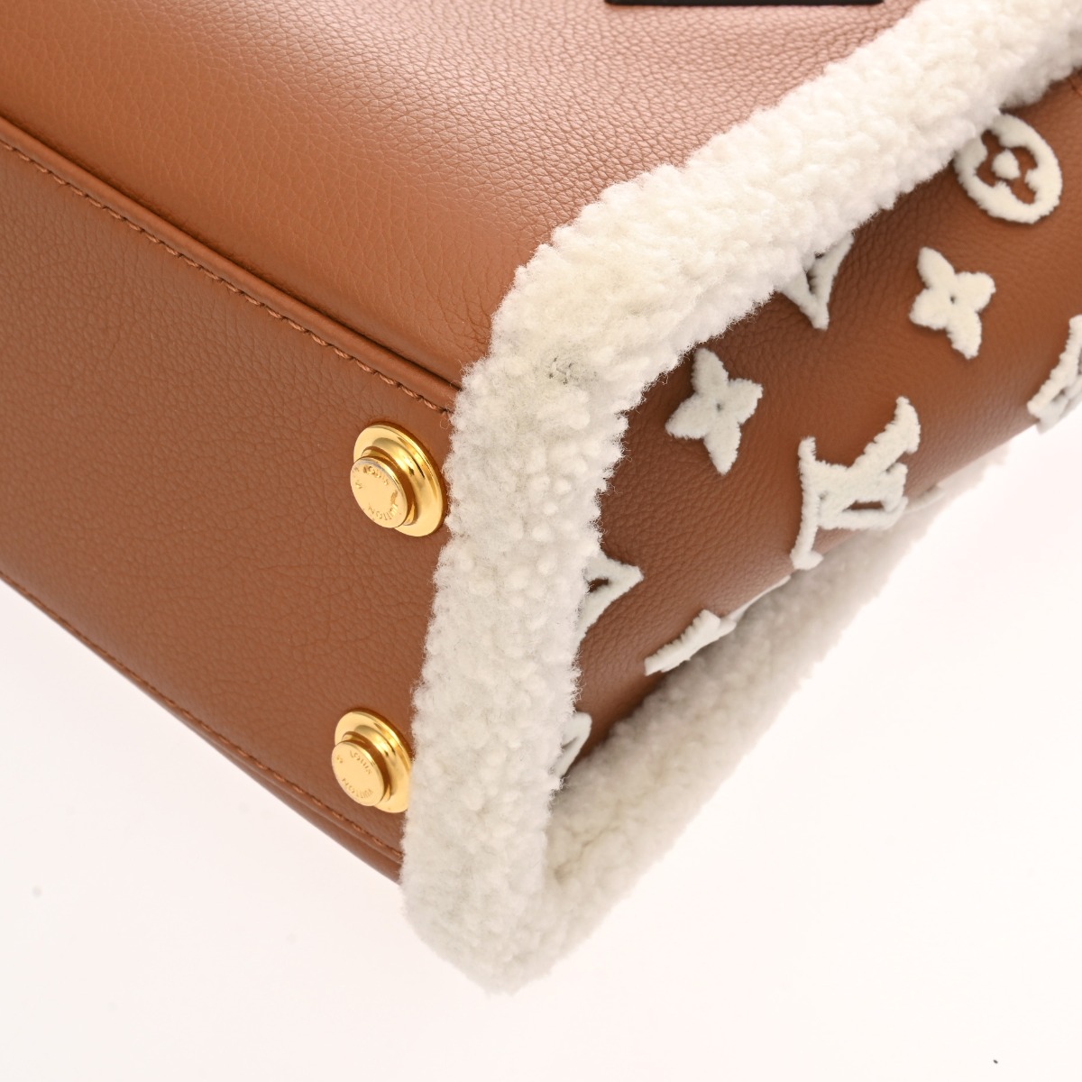 ルイ ヴィトン オンマイサイド PM 2WAY キャメル/ホワイト M58981