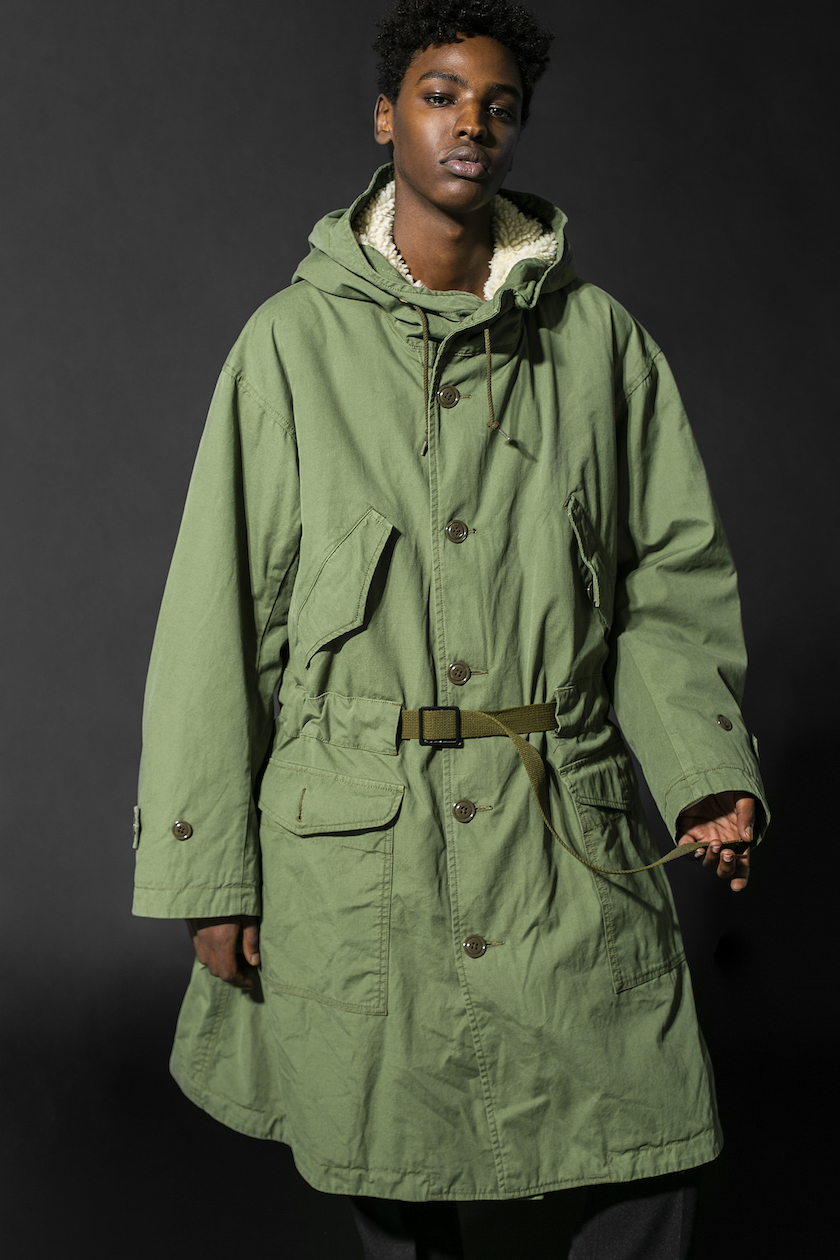 アルファ インダストリーズ×モンキータイム。希少な軍モノを、モダンで