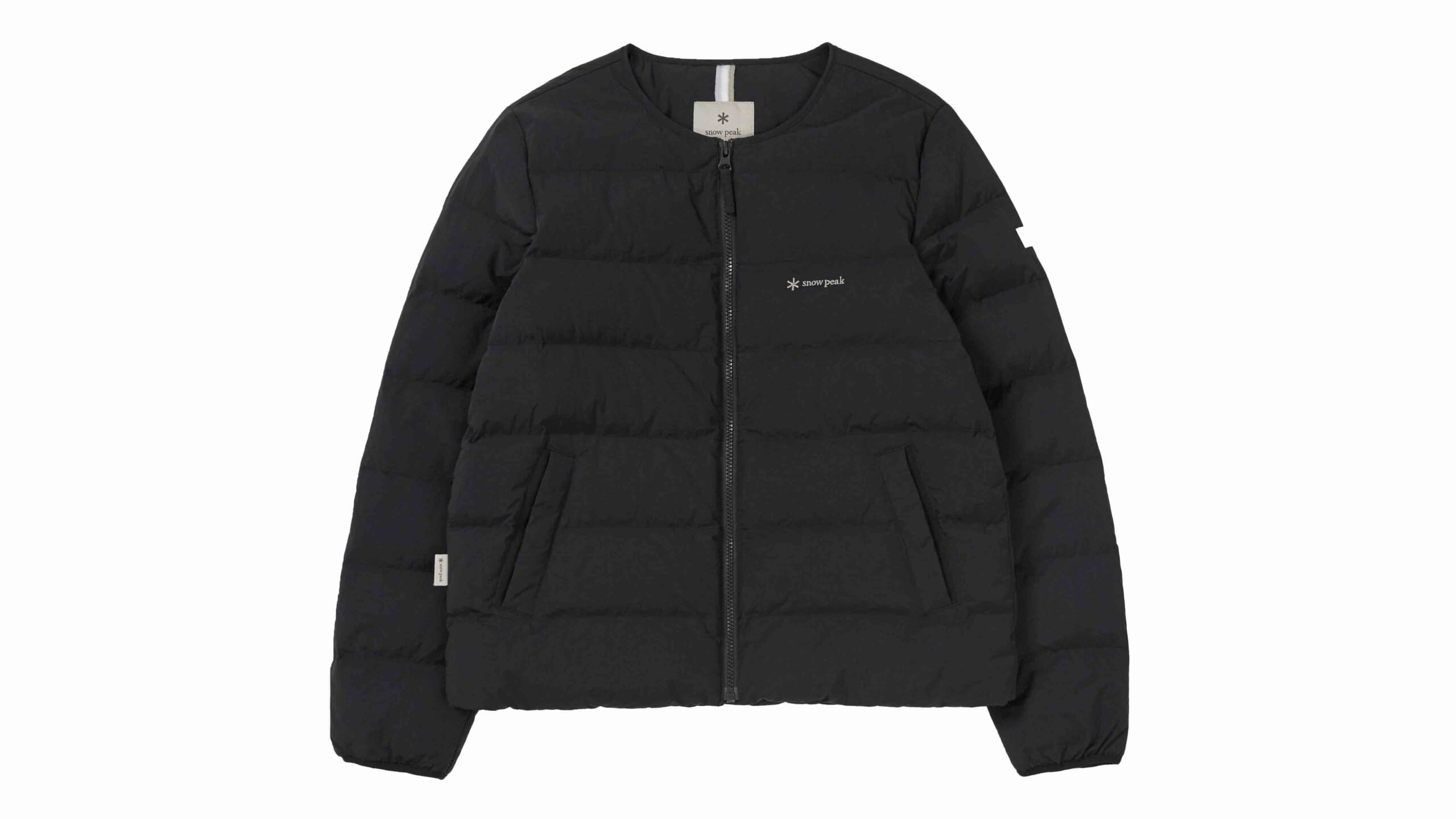 スノーピークから、日本未展開の海外限定アパレルラインがリリース