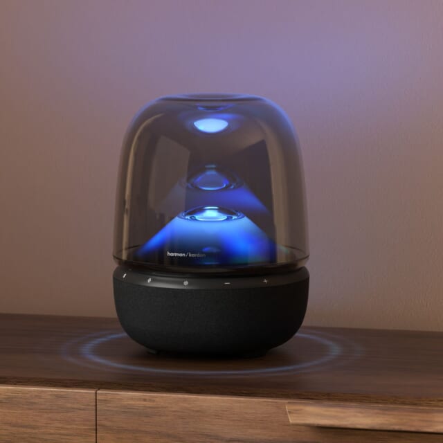 ハーマンカードンの新作スピーカーで上質なサウンドと幻想的な空間も