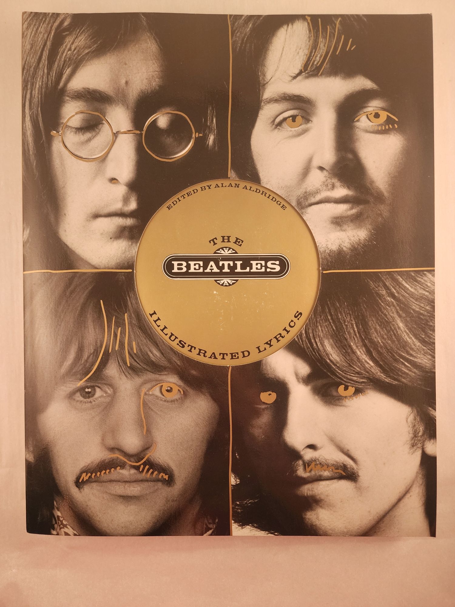 The Beatles Illustrated Lyrics | Alan Aldridge