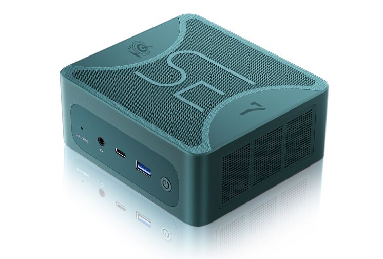 Beelink SER7、Ryzen 7 7840HS搭載、PCIe 4.0 SSDポートを2個装備