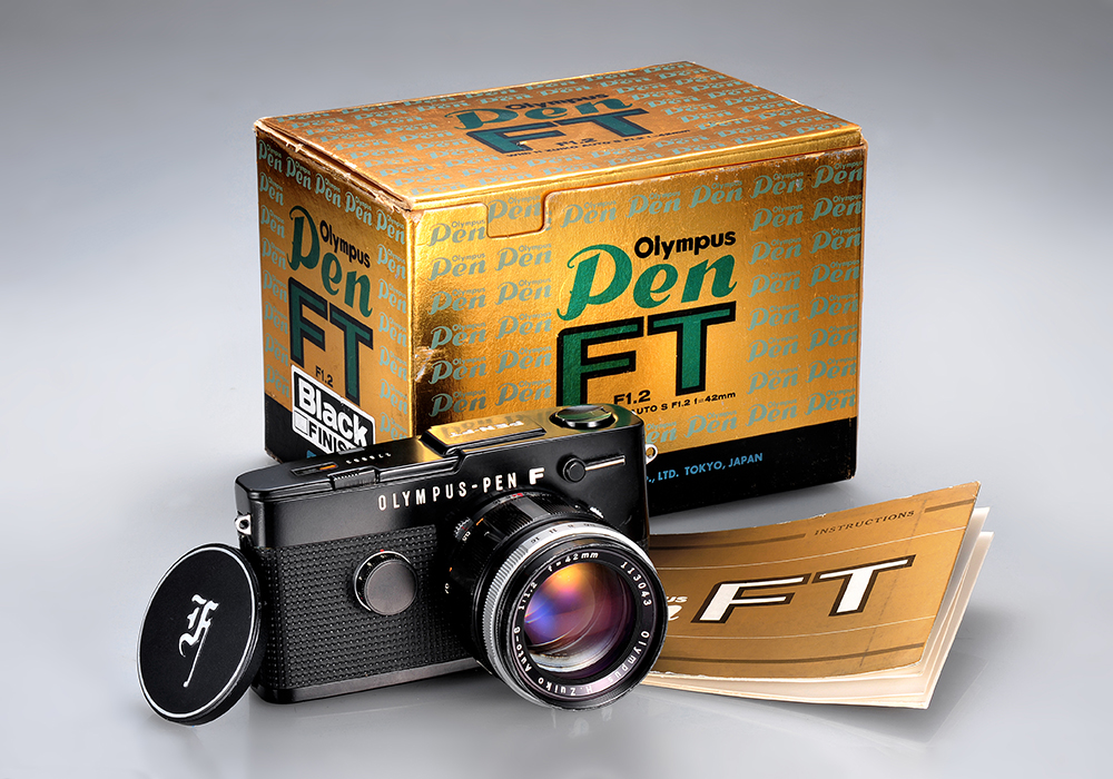 Olympus Pen F system, the half frame camera from the 1960. - Wide