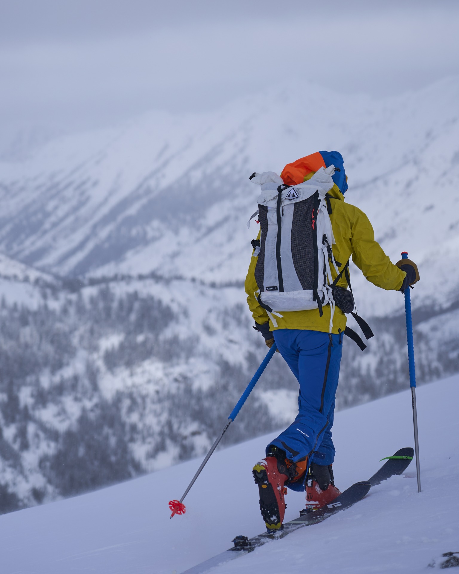 Questing with the Hyperlite Mountain Gear Headwall 55 - The