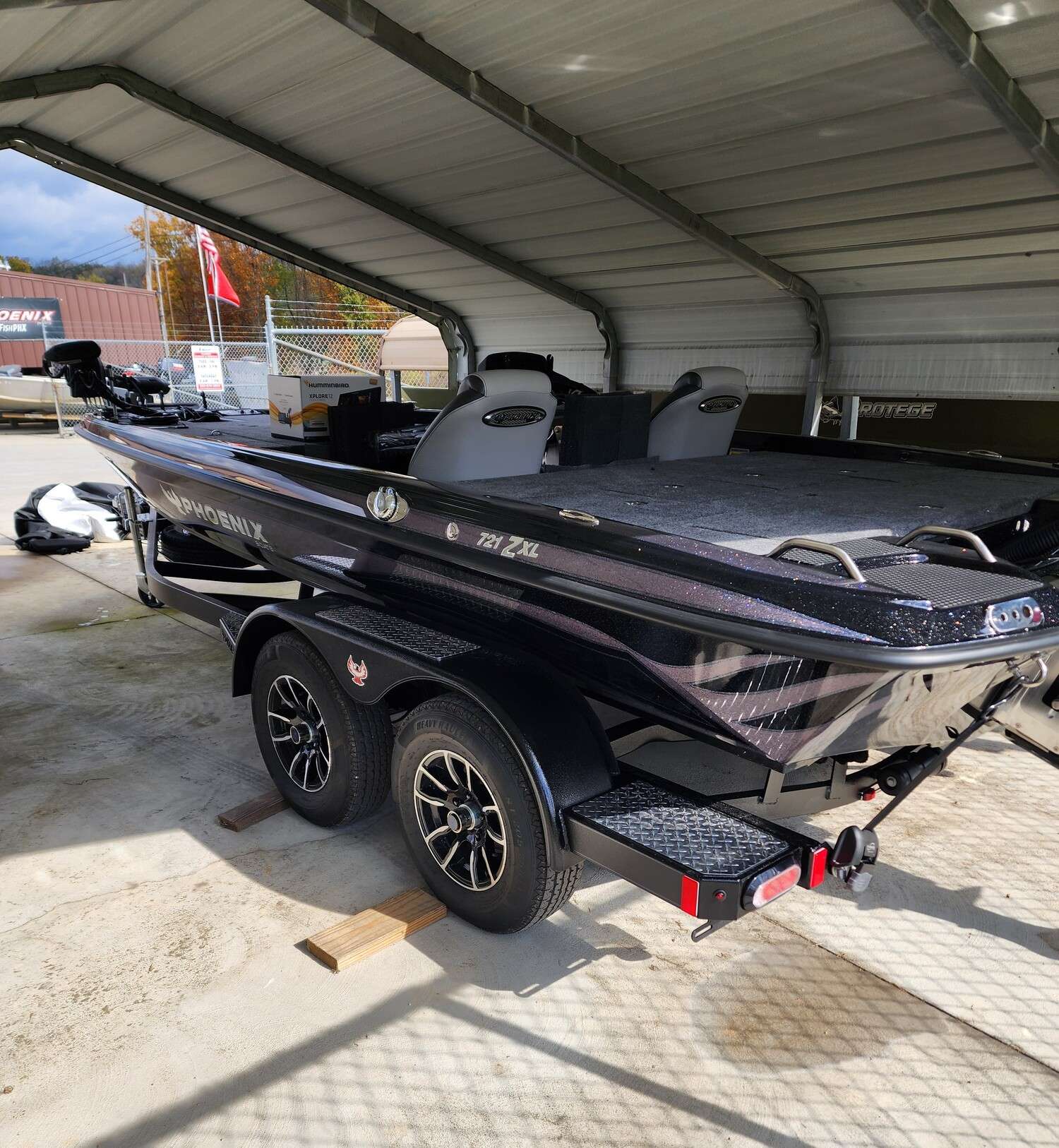 2026 Phoenix 721 ZXL w/Mercury 250 Pro XS and Tandem Axle Trailer