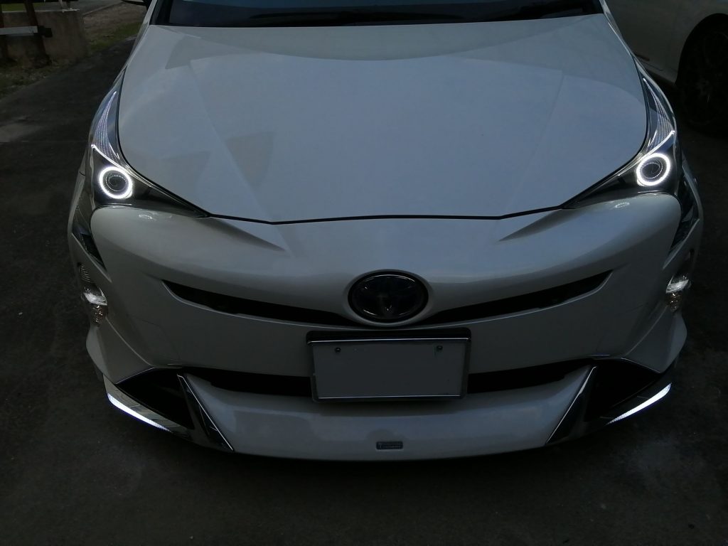 純正風なのに違う！50プリウス ヘッドライトカスタム事例紹介 | LED