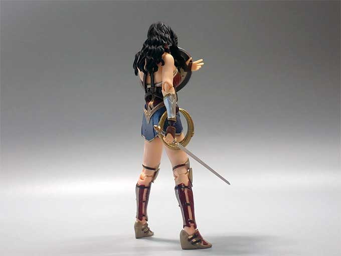 MAFEX ワンダーウーマン（ジャスティスリーグ）感想 | ウォルクラフト