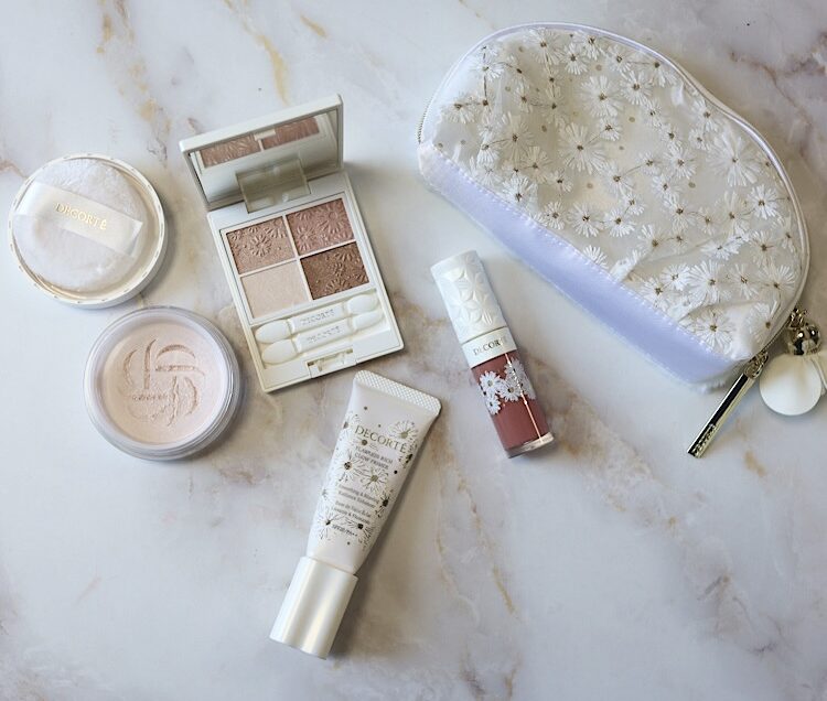 コスメデコルテの「2024年クリスマスコフレ」全色スウォッチ！イエベ