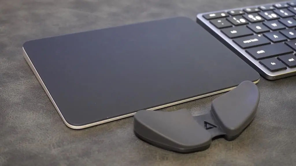 Apple：Magic Trackpad 3(ブラック)をレビュー｜第1・2世代の違いも比較！