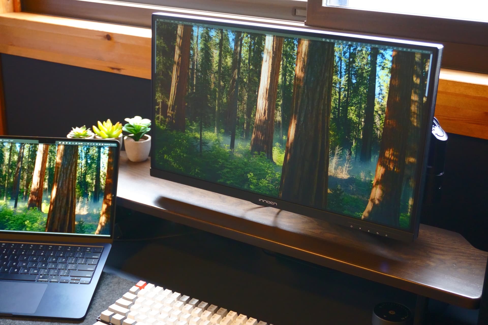 INNOCN 25M2S レビュー | MiniLED搭載で240Hz駆動！コスパ高24.5インチ