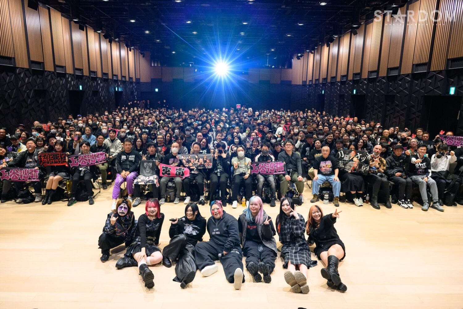 H.A.T.E.「闇の宴」は大盛況！！「すごくない？ めちゃめちゃいるん