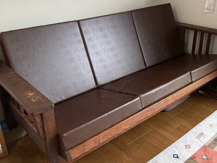 L.L.Beanソファのクッションをオーダーメイドで新しい座り心地と装いに