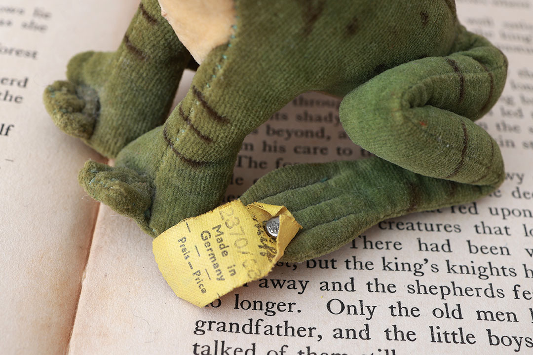 1950年代シュタイフ社のカエル (Froggy)