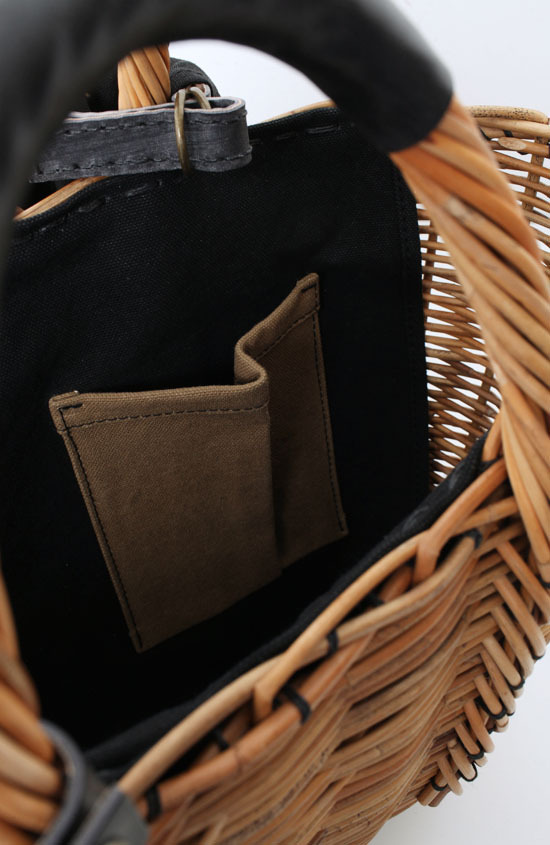 ebagos エバゴス ブライドル トート型かごバッグ