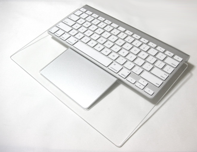 キーボードとトラックパッド（Apple Magic Trackpad）を一体化（Mac