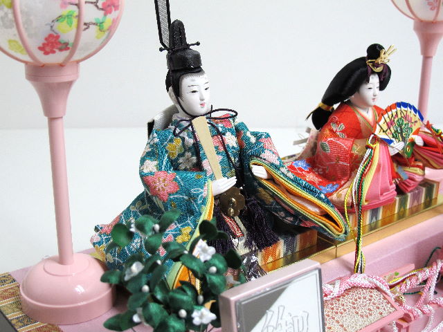 淡いピンクでまとめた桜パールピンクひな人形ケース飾りが安い 雛人形