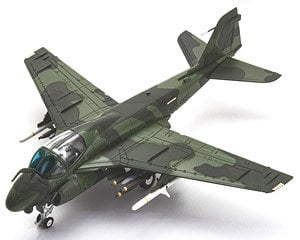 1/200 海上自衛隊 P-3C #5036 ハイビジ 那覇 VP-5 ペガサス マークつき
