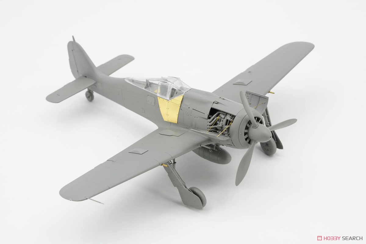 フォッケウルフ Fw190 A-8 4in1 (R2/R6/R7/R8) (プラモデル) - ホビー