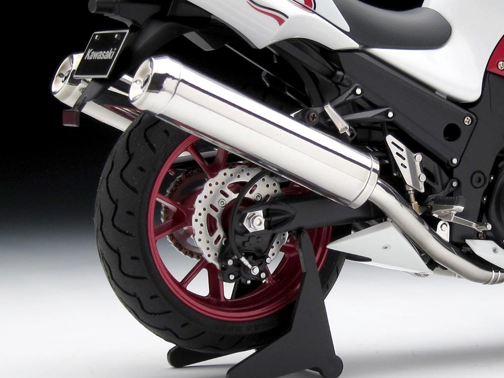 タミヤ 1/12「カワサキ ニンジャZX-14 スペシャルカラーエディション