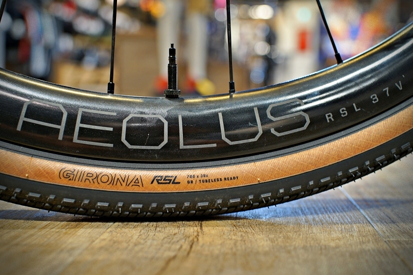 グラベルバイクの最高峰「TREK Checkmate（チェックメイト） SLR 9 AXS