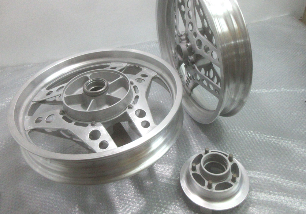 ホンダCB750Fブーメランコムスターホイール/パウダーGold tastic