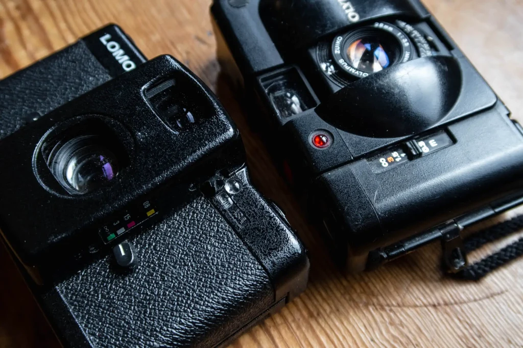 Cosina CX-2 Review - an ingenious bit of industrial design - 35mmc