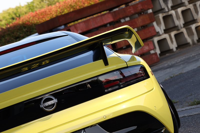 満力ウイング】 RZ34/400Z FAIRLADY Z専用品（ロゴ有り） 商品詳細