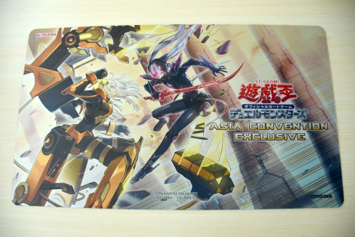 遊戯王」の海外公式プレイマットを買ったので，お気に入りポイントや