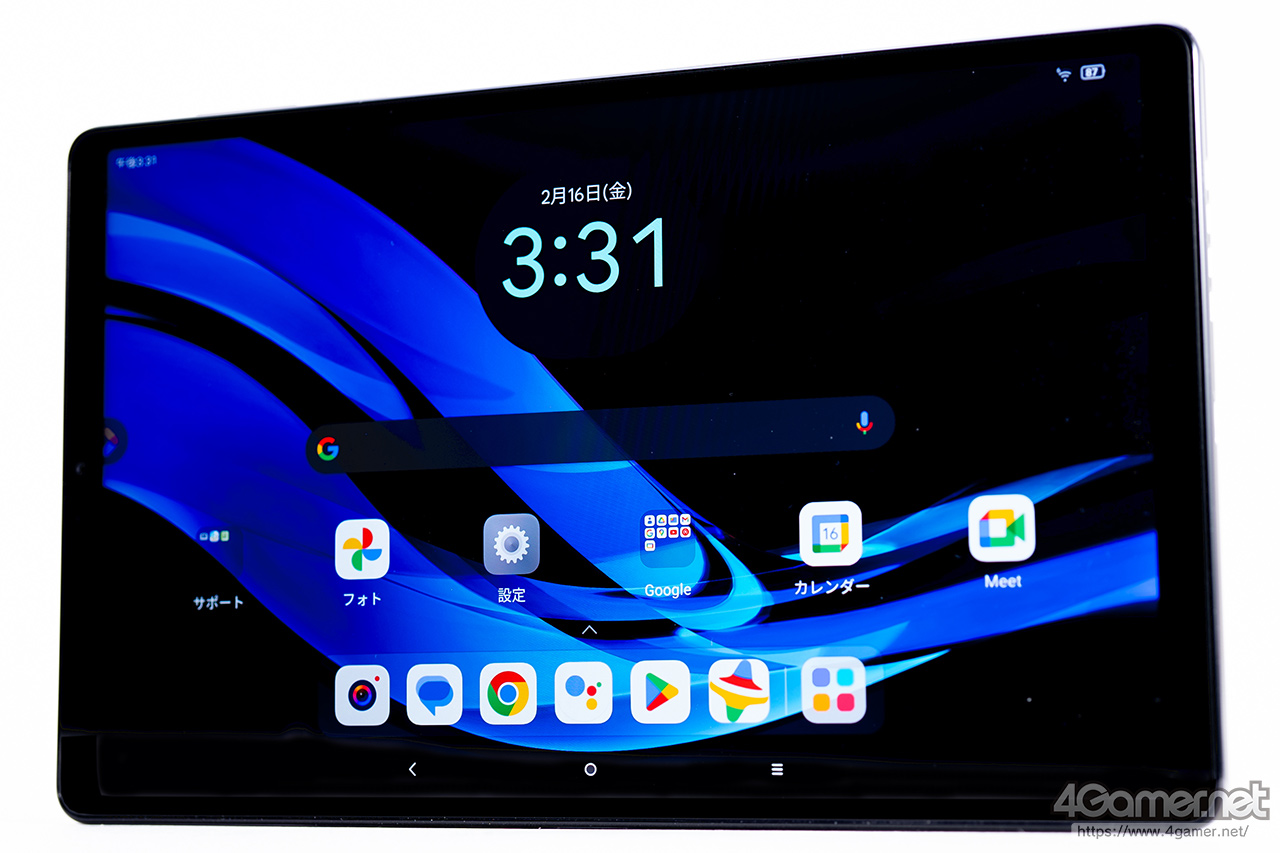 持ち歩けるサイズ＆高スペック＆充実したゲーム機能を備えたAndroid