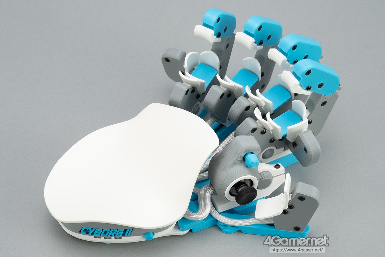 PC用ゲームコントローラー・コンバーター AZERON Cyborg 2 正統進化