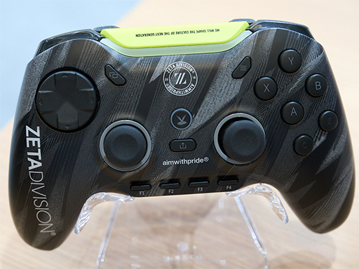 豊富な拡張ボタンを備えたPC向けゲームパッド「GENESIS」がAndGAMER