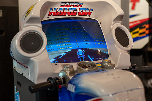 レトロゲーム専門フロア「RETRO:G」が，セガ秋葉原3号館にオープン