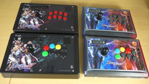 ソウルキャリバーV」に適したアーケードスティックは？ Mad CatzとHORI