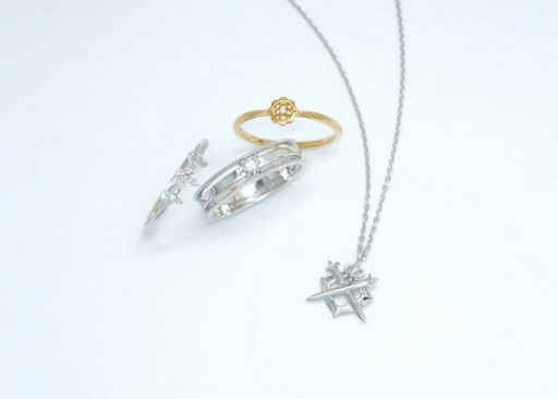 MATERIAL CROWN」が「大逆転裁判」とのコラボアクセサリー第2弾を発売