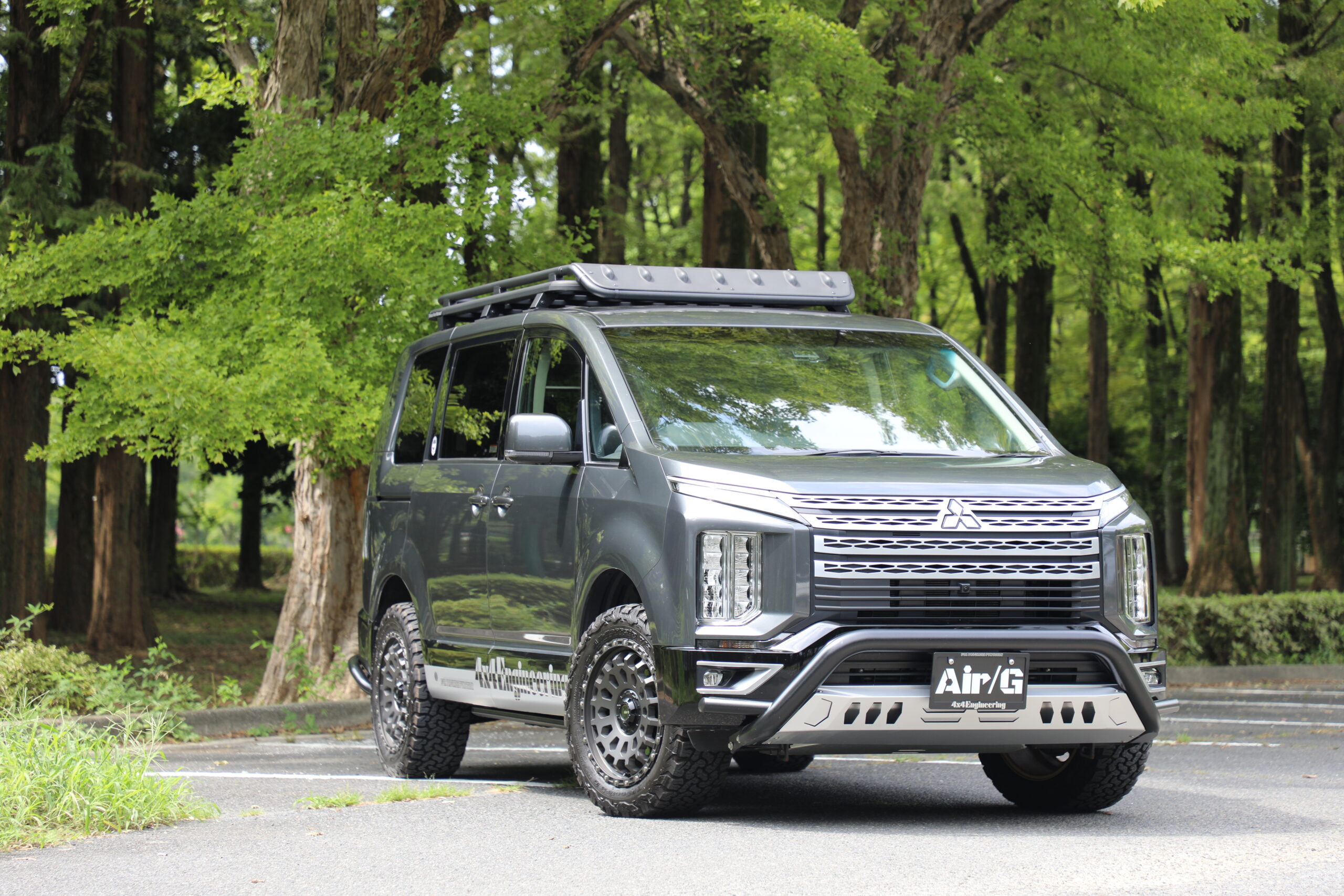 デリカD:5を18インチでカスタムできる【Air/G VULCAN