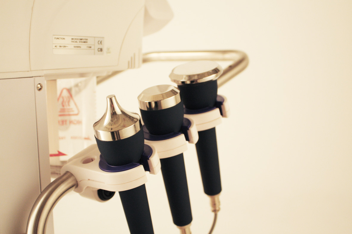 NEO-405 ソニアネオ4機能複合美顔機 | 株式会社フィフティ