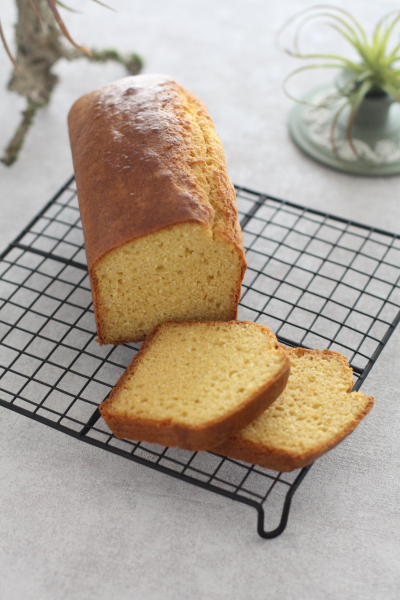 発酵なし！コーングリッツを使ったコーンブレッド | レシピ・作り方