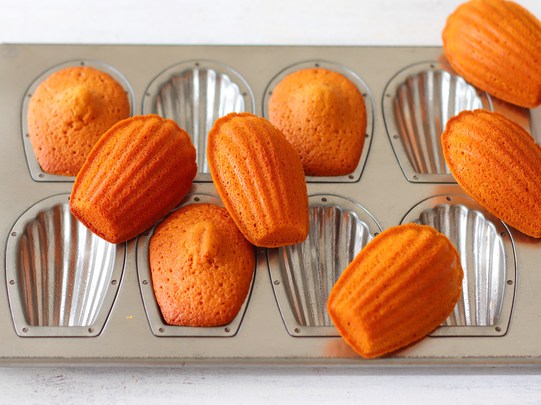 松永製作所 シルバーミニマドレーヌ天板 15P | マドレーヌ型 | お菓子