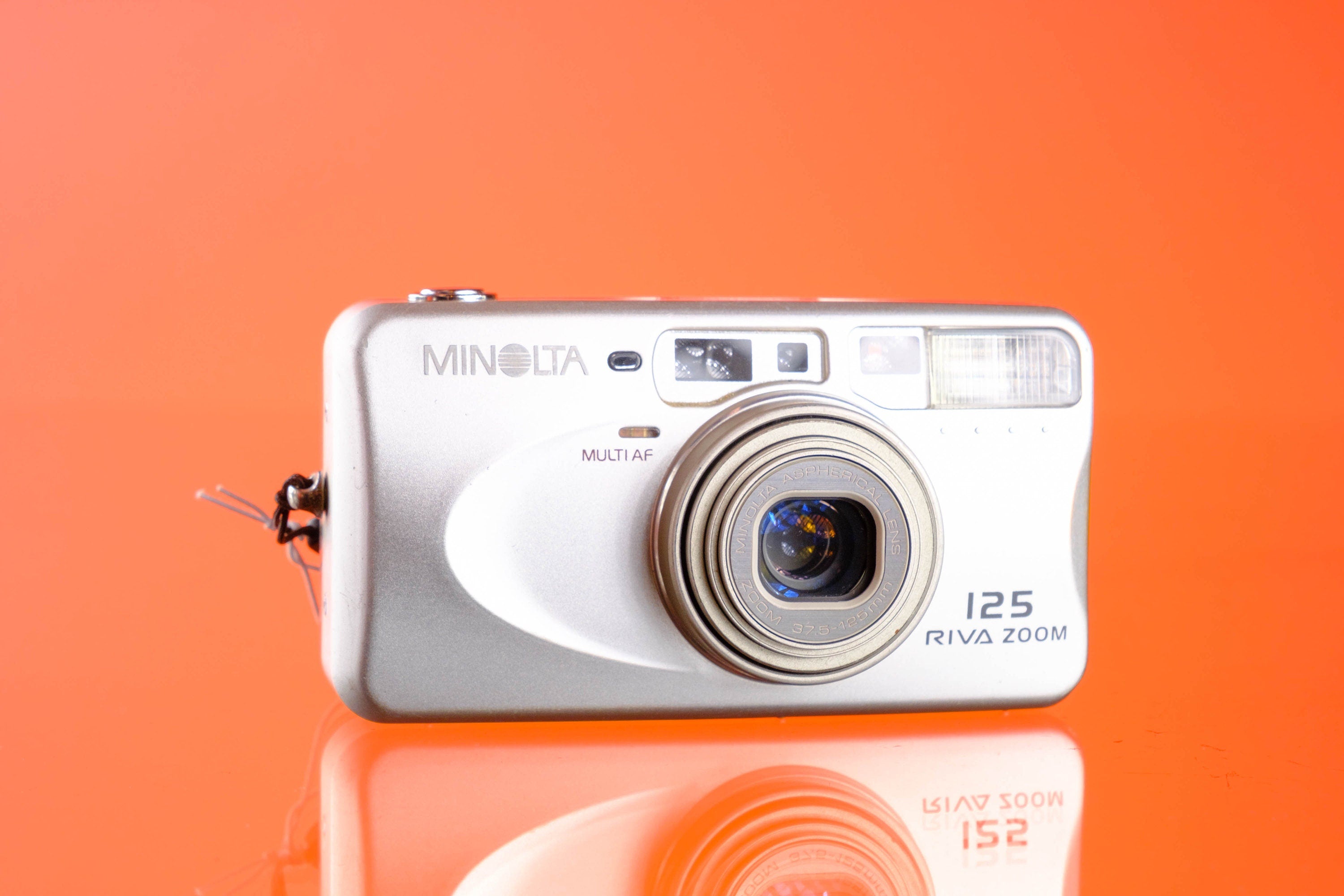 Minolta Freedom Riva Zoom 125 35mm Point and Shoot Film Camera